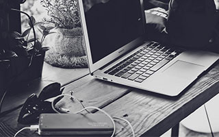 爱游戏娱乐-C罗在训练中完成倒钩技惊四座，c罗倒钩什么水平